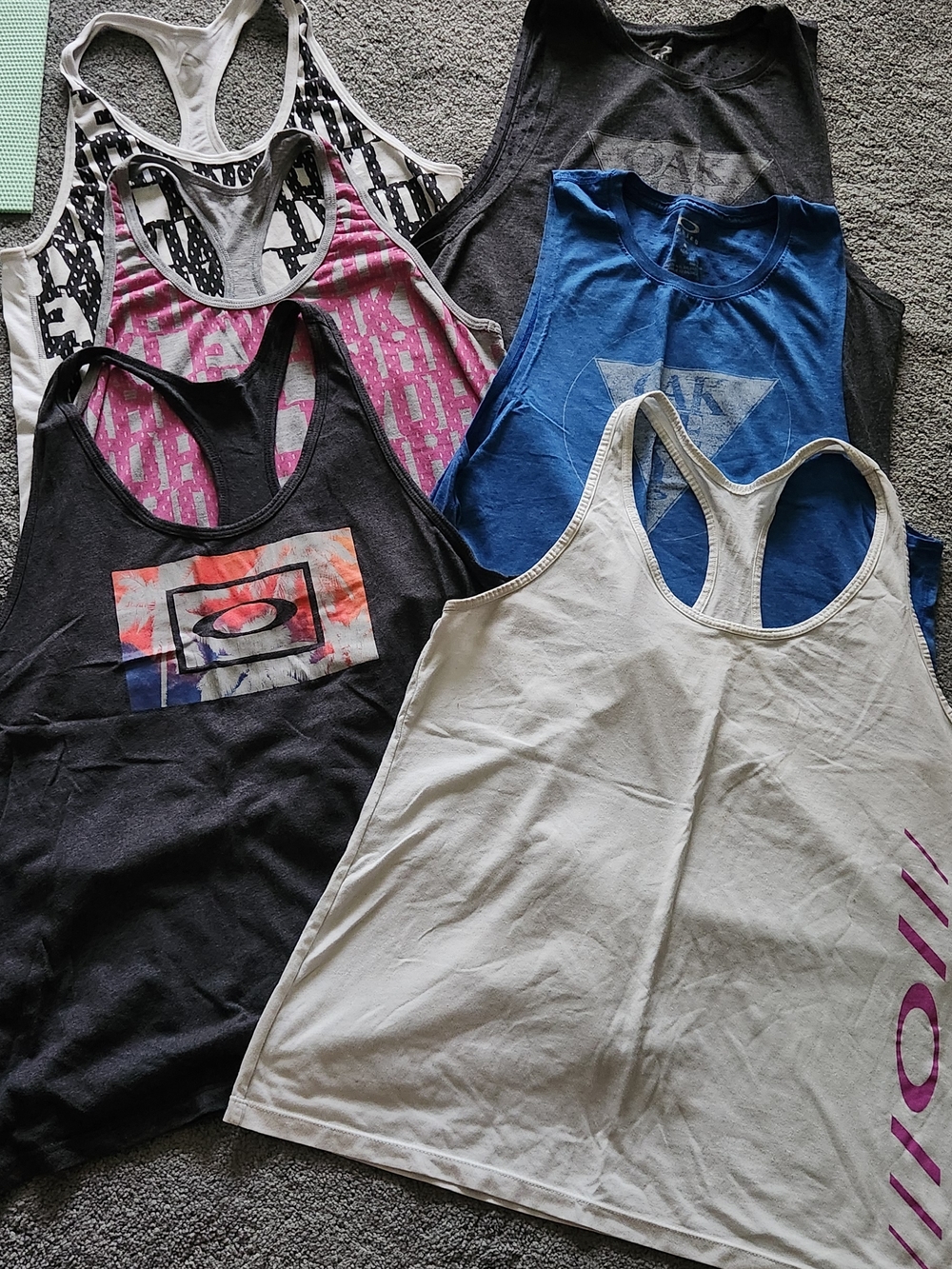 Oakley Women's Multi-Tank Pack with White, Black & Blue Tops